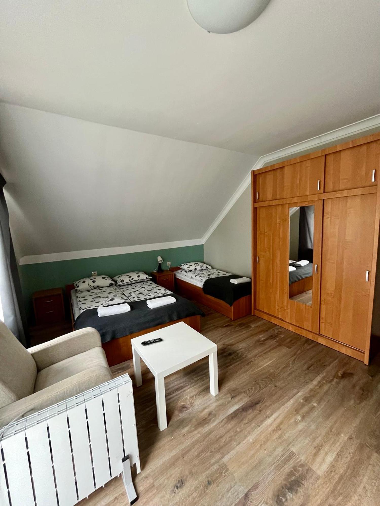 Gosciniec Wigry Apartment Walne Bagian luar foto